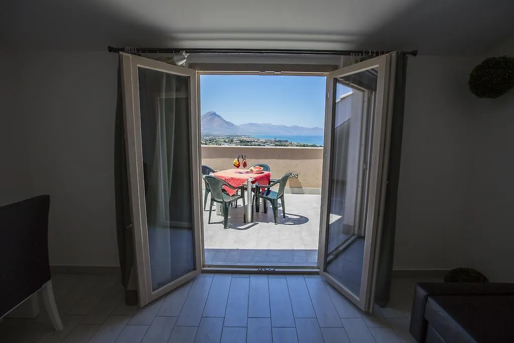Belvedere Rent Rooms Campofelice Di Roccella Bed & Breakfast