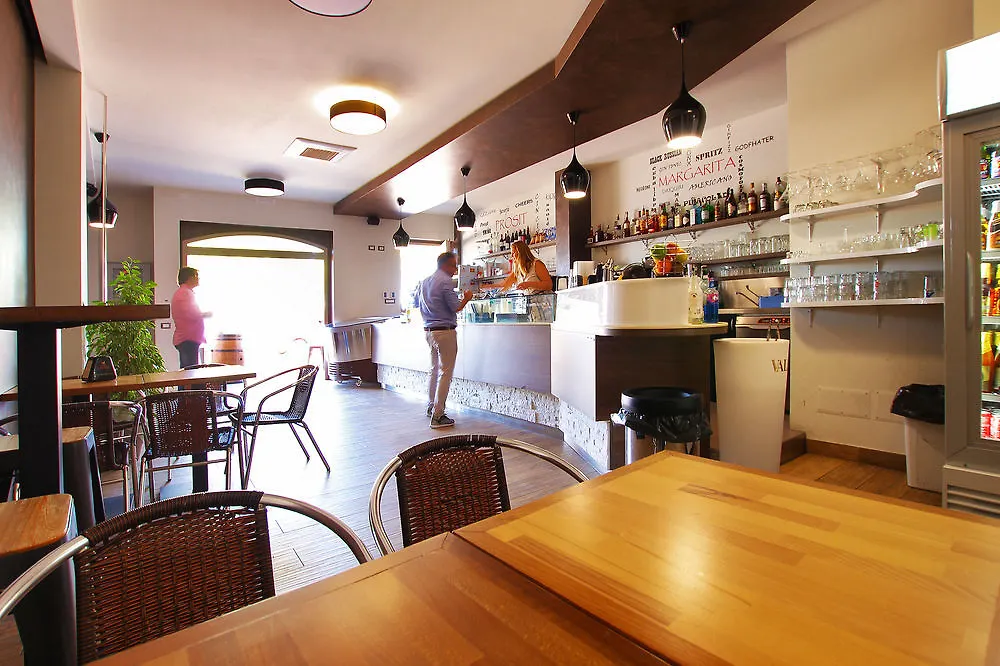 Belvedere Rent Rooms Campofelice Di Roccella Bed & Breakfast