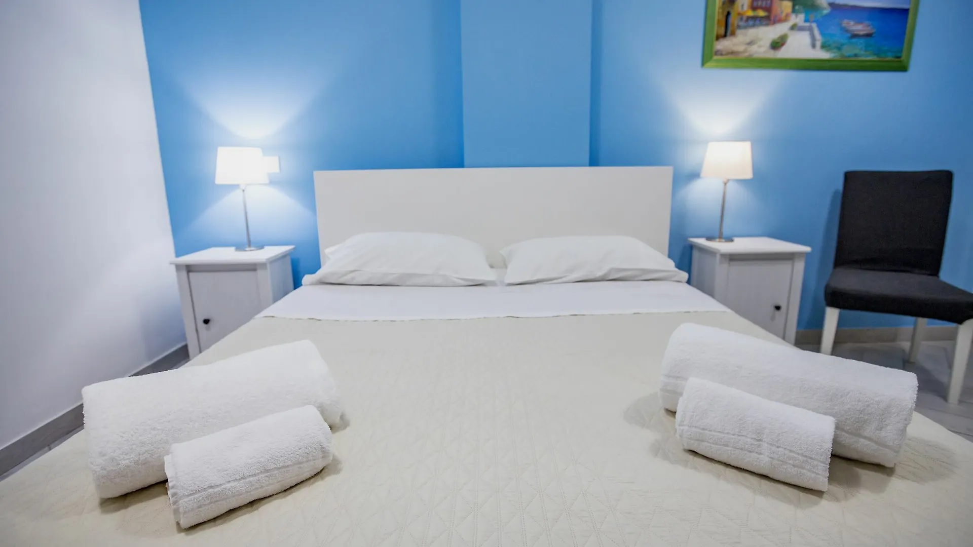 Belvedere Rent Rooms فندق مبيت وإفطار كامبوفيليتْشّي دي روتْشّي